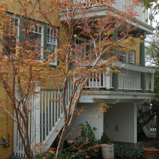 Rosewood Inn Victoria Buitenkant foto