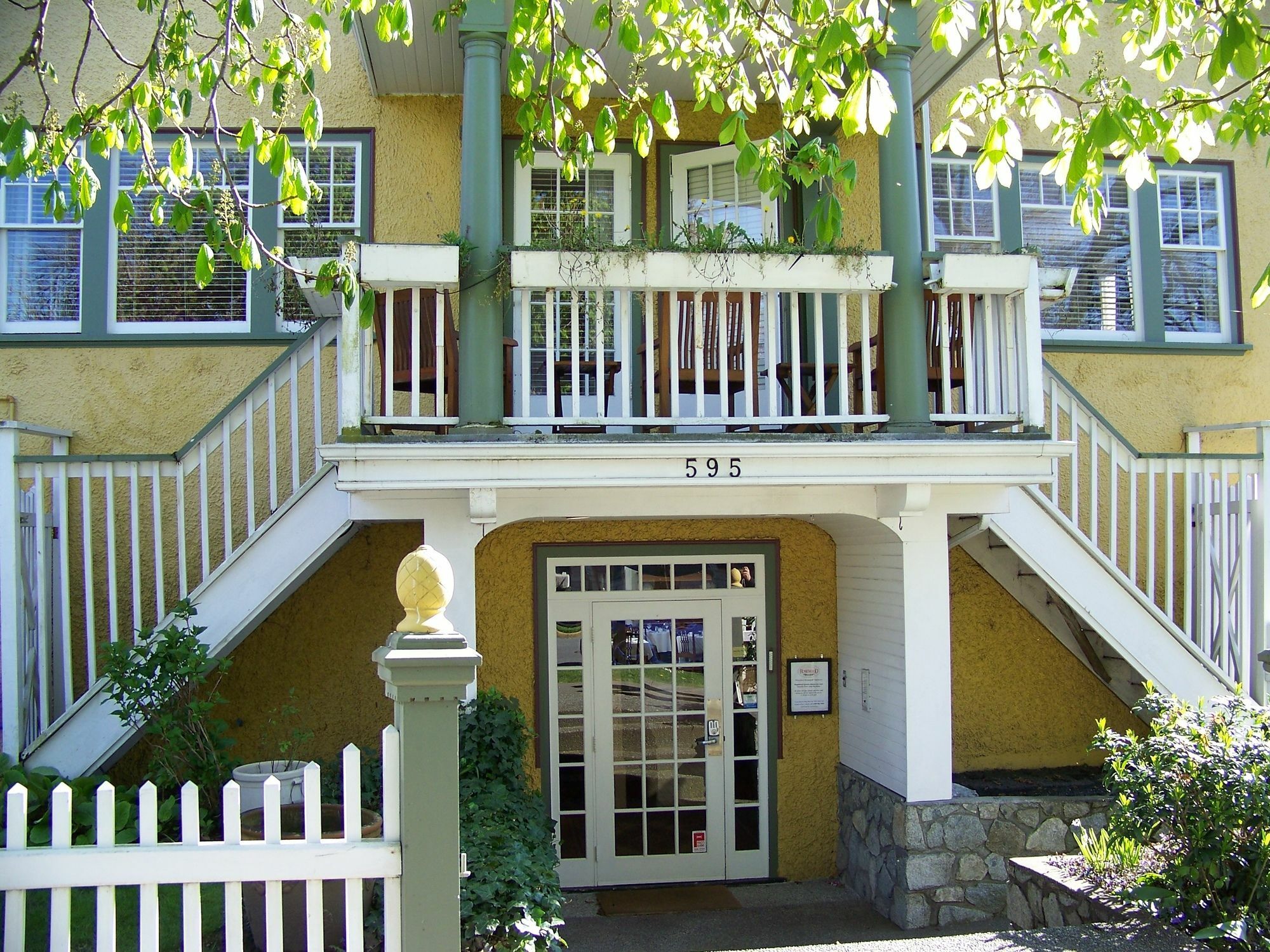 Rosewood Inn Victoria Buitenkant foto